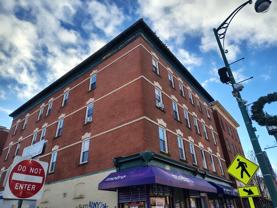 743 Park St #4E - Photo 1 of 1