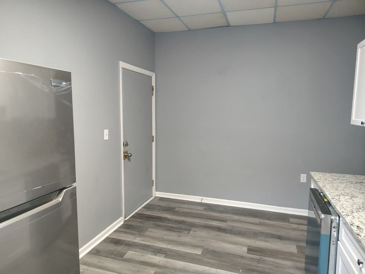 743 Park St #4E - Photo 3 of 11