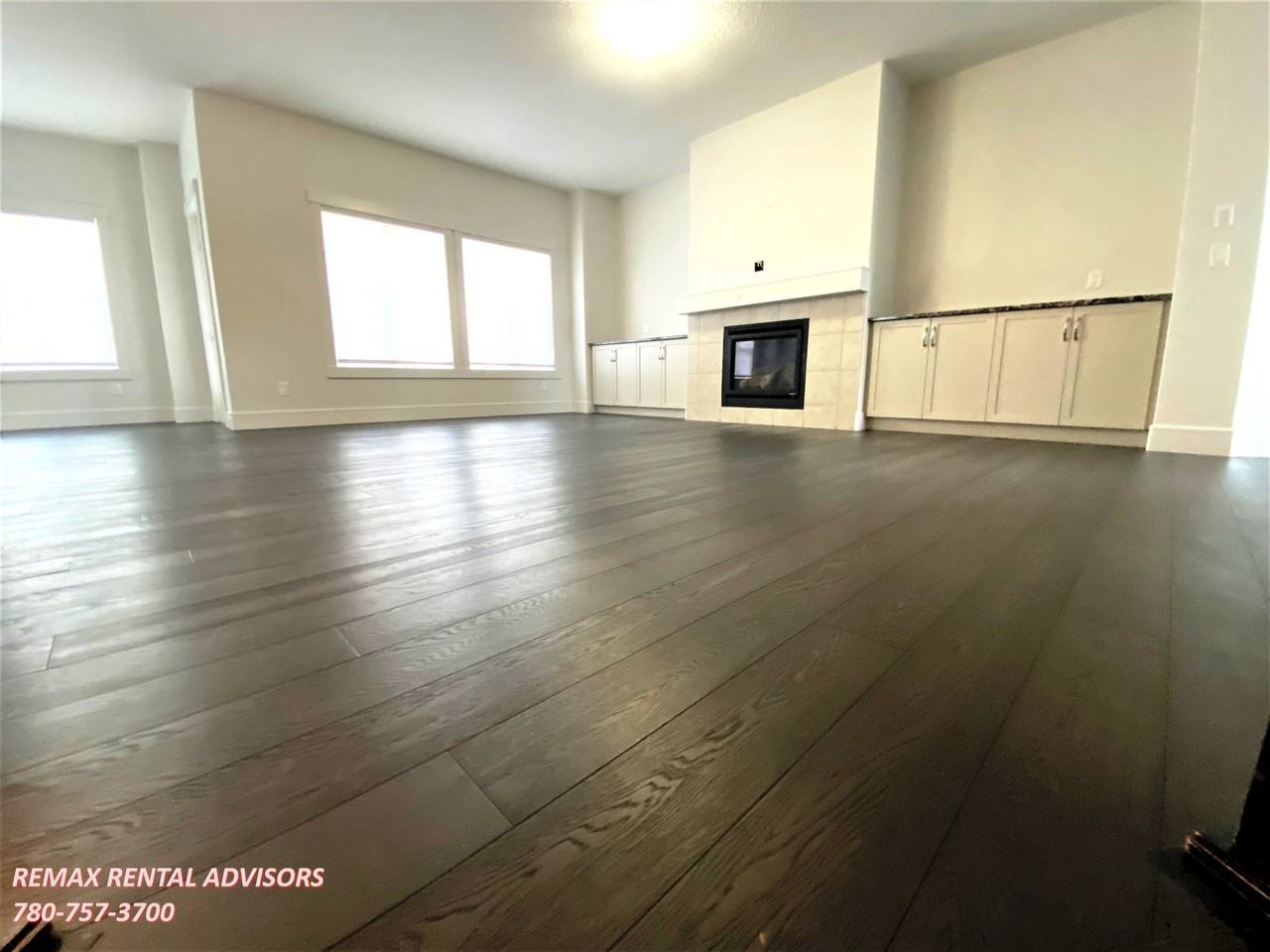 3167 Winspear Cres Sw - Photo 6 of 26