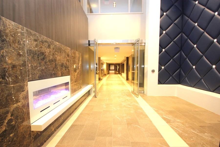 1035 Bank St - Photo 2 of 12