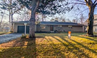 featured image of 262 Alscot Cres