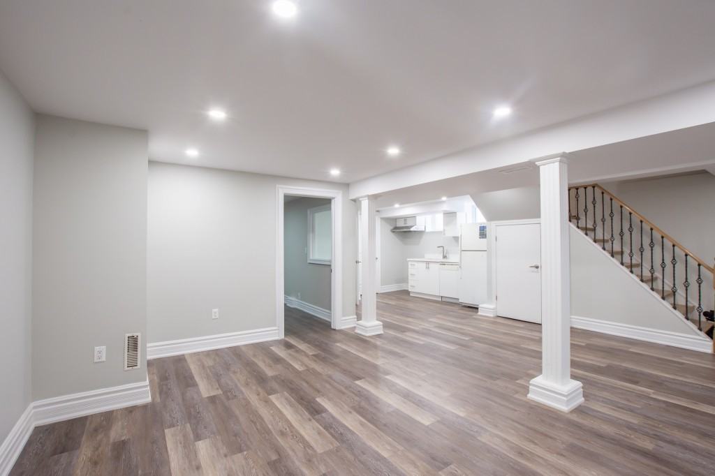 21 Strathmore Rd - Photo 5 of 37