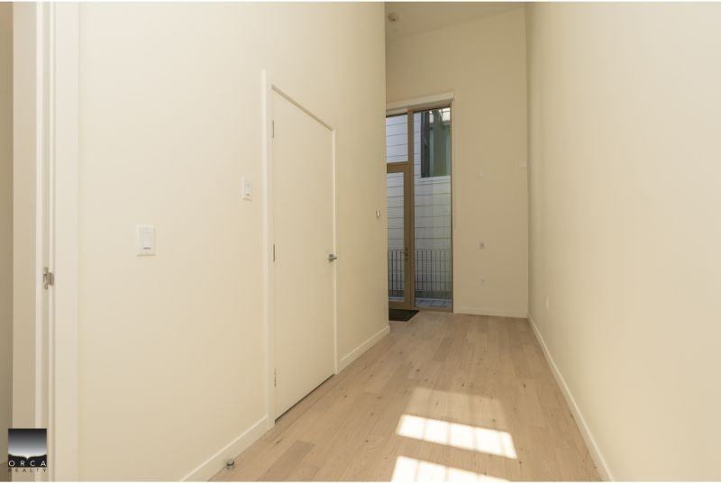 10 17th Ave W - Photo 4 of 50