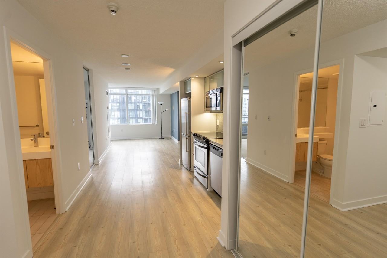 25 City Place #4008 - Photo 2 of 10