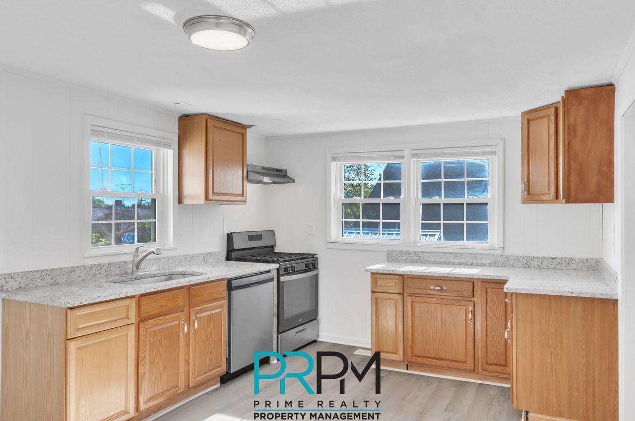 109 S 7th St #1 - Photo 7 of 25