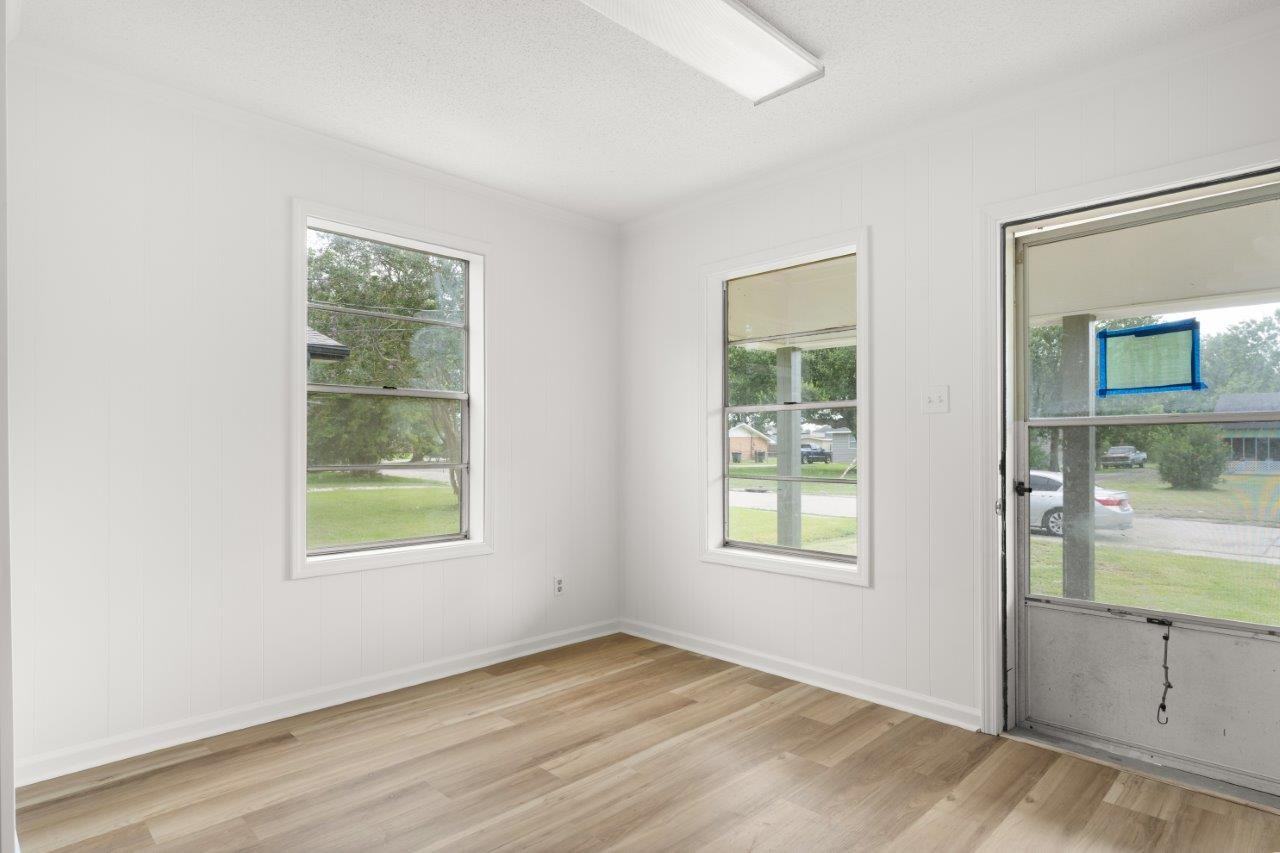 610 Mcnabb St #1 - Photo 2 of 16