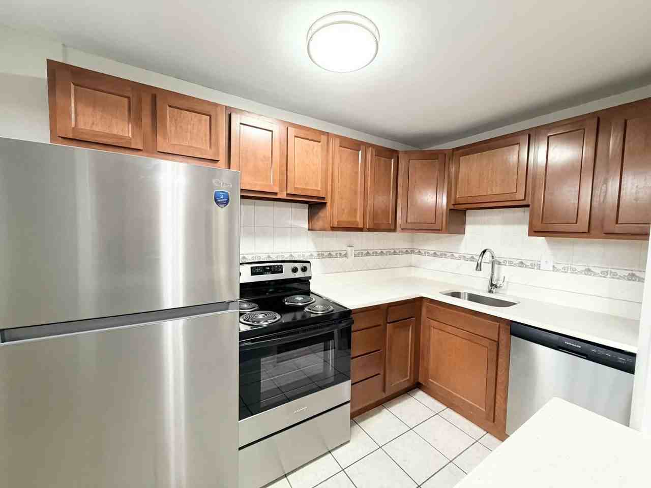 6005 FIFTH AVENUEAPT A-1 #A01 - Photo 5 of 12