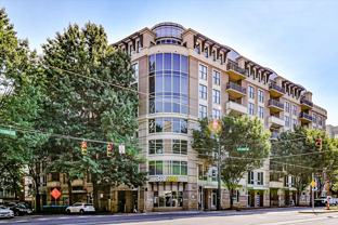 718 W Trade St #204 - Photo 1 of 1