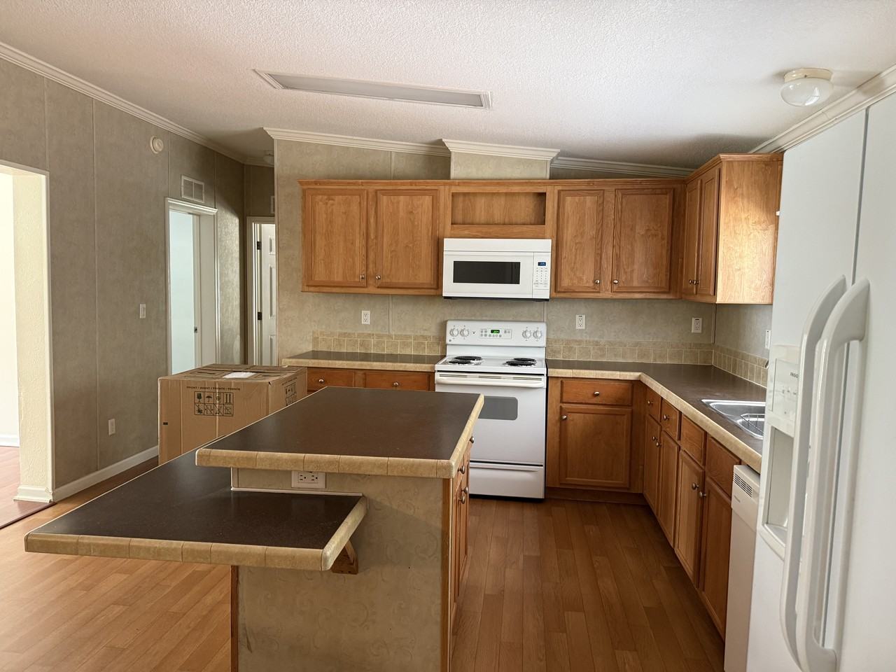 14191 Nw 72nd Ct #1 - Photo 7 of 25