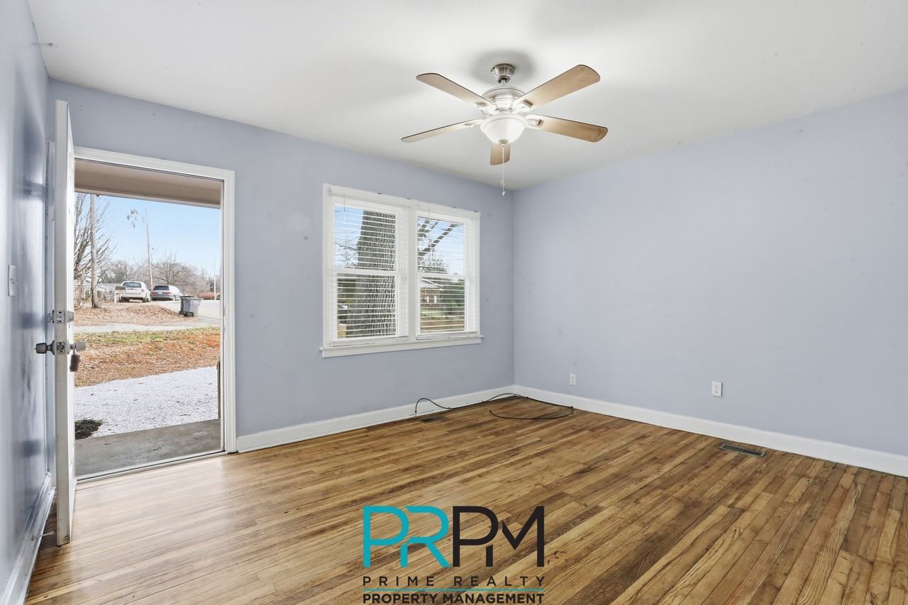 34 Bagwell CircleApartment A #A - Photo 4 of 19