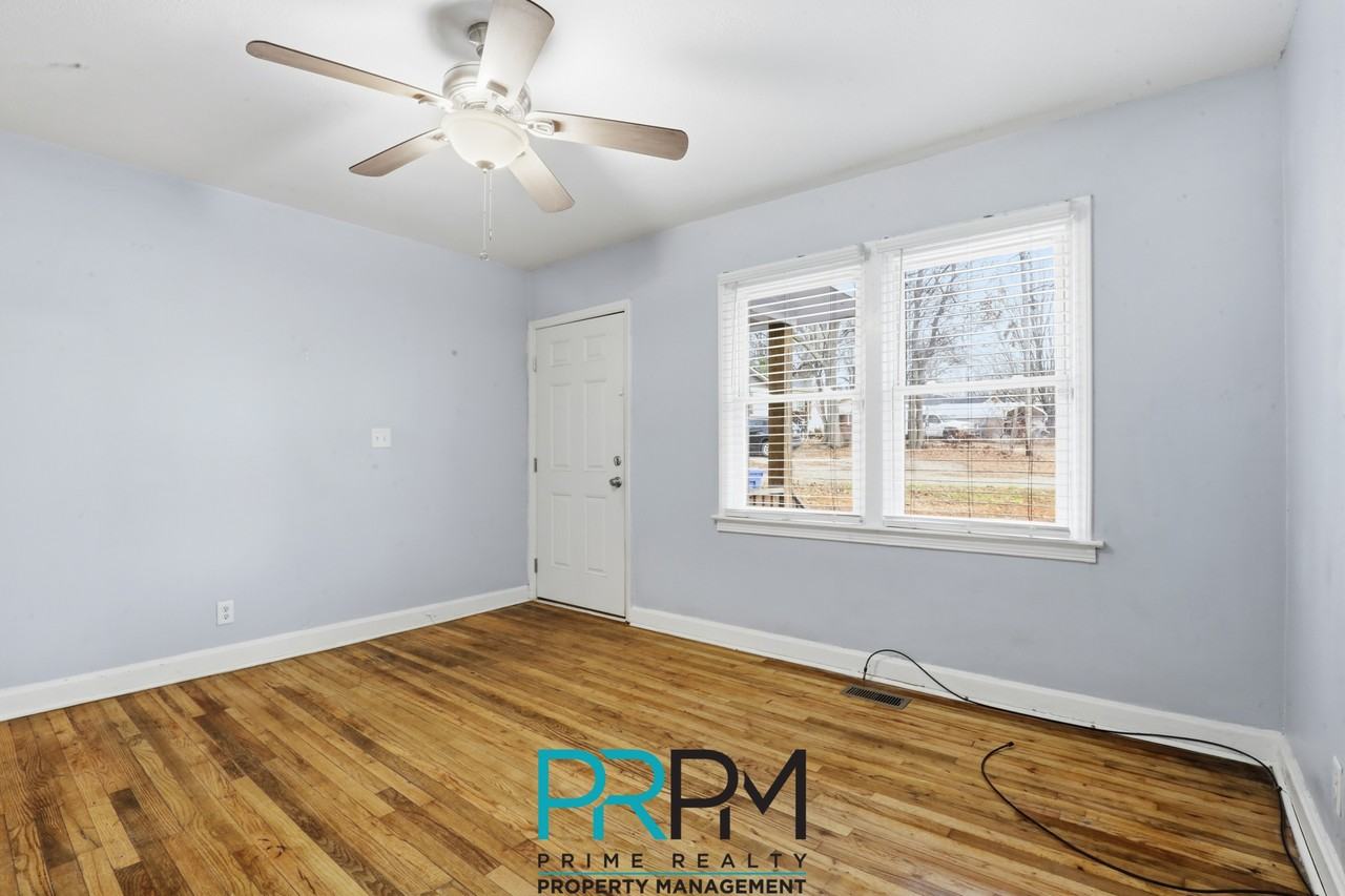 34 Bagwell CircleApartment A #A - Photo 5 of 19