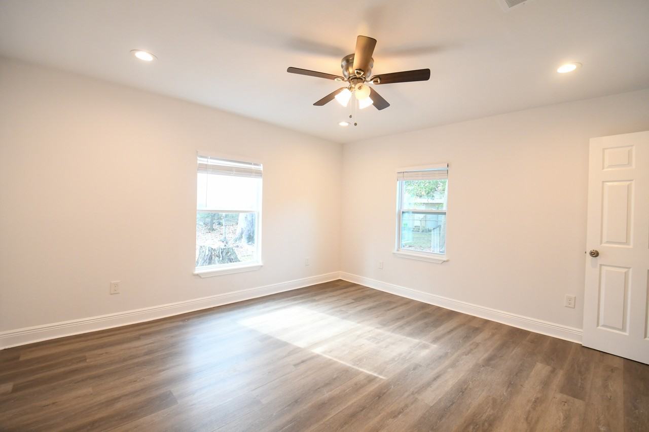 415 W 29th Ave #1 - Photo 6 of 10