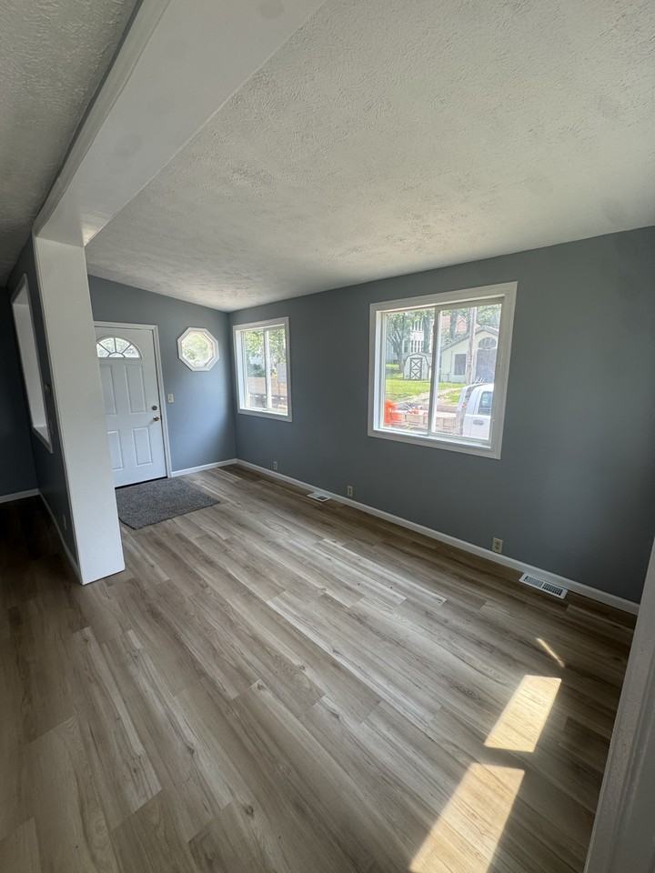 156 Valparaiso St #1 - Photo 2 of 10