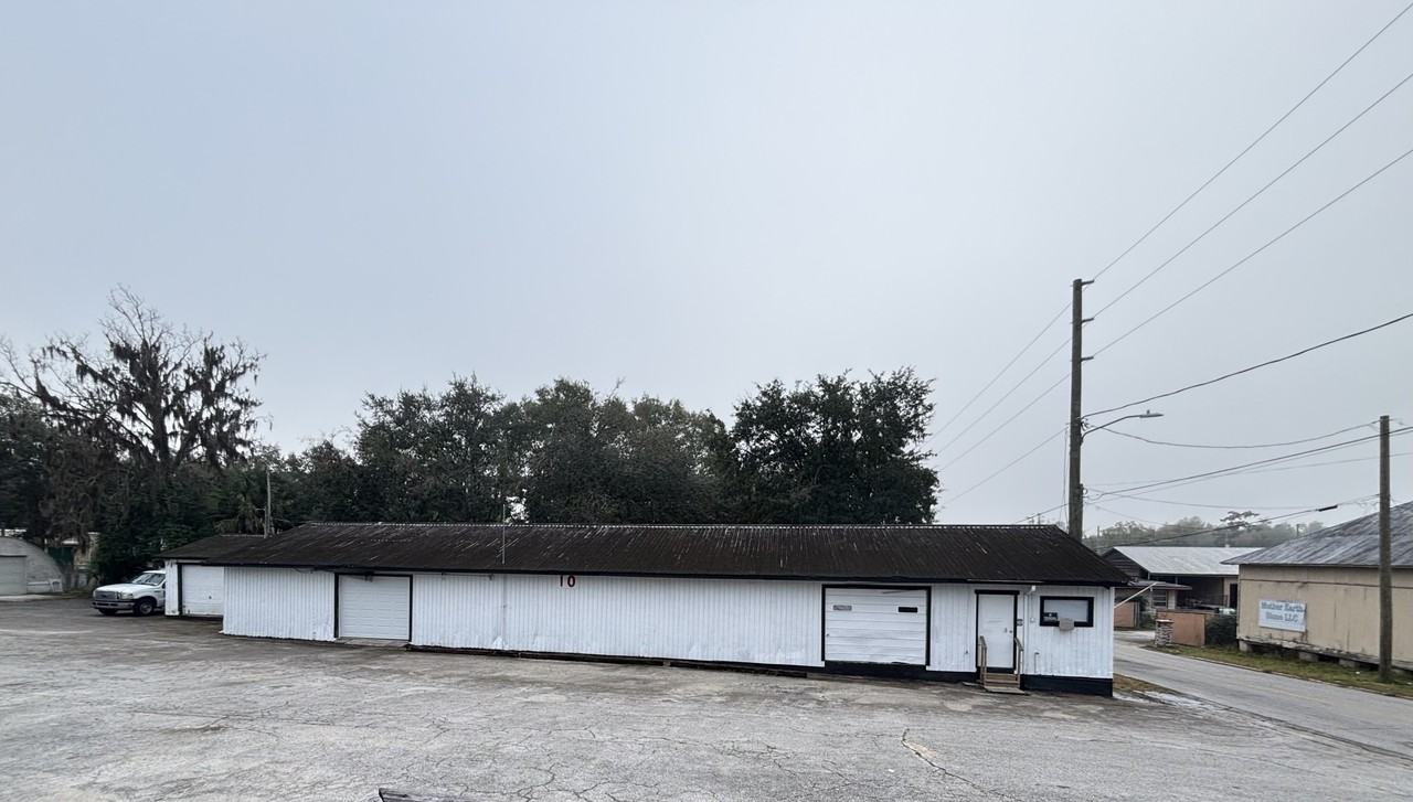 323 N Delaware Ave #10 - Photo 4 of 5