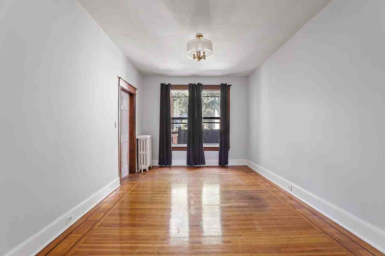 Classic DC living with space, style, and an unbeatable location - Photo 6 of 35