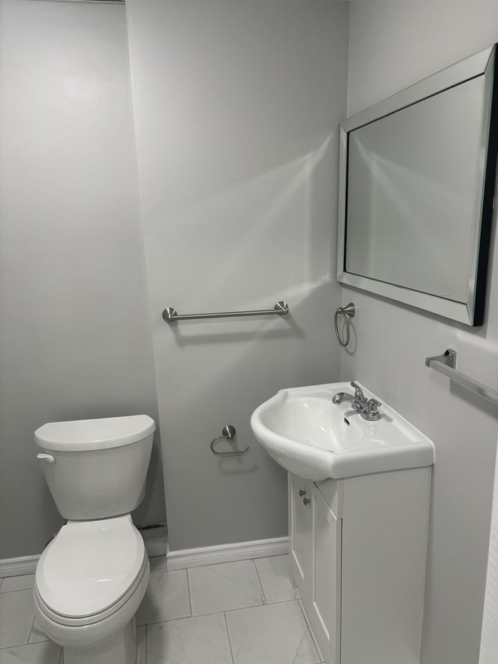 91 12-91 Ninth Avenue #12 - Photo 3 of 15