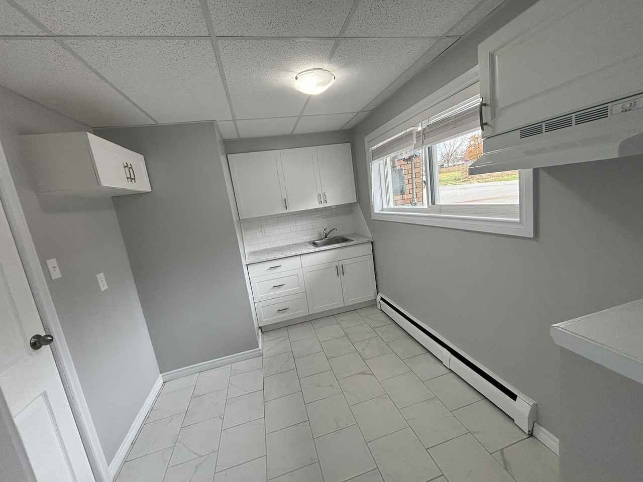 91 12-91 Ninth Avenue #12 - Photo 7 of 15