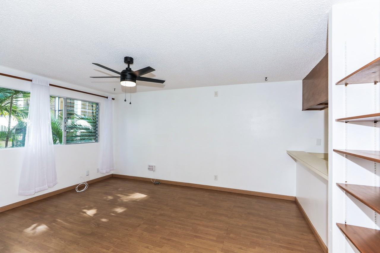 350 Aoloa St #1 - Photo 2 of 17