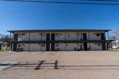 104 104 Faye - 3C #3C - Photo 1 of 1