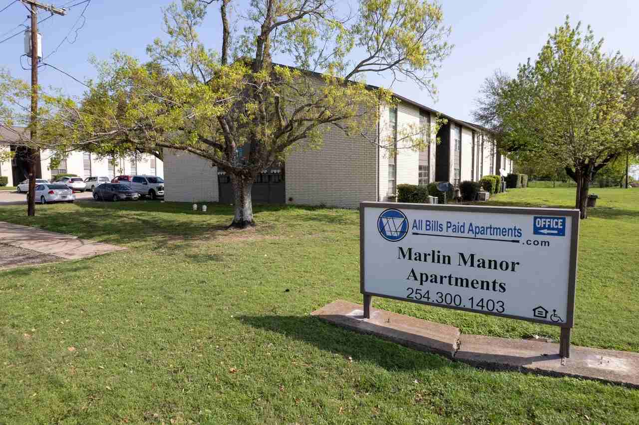 Marlin Manor Apartments - Photo 3 of 8