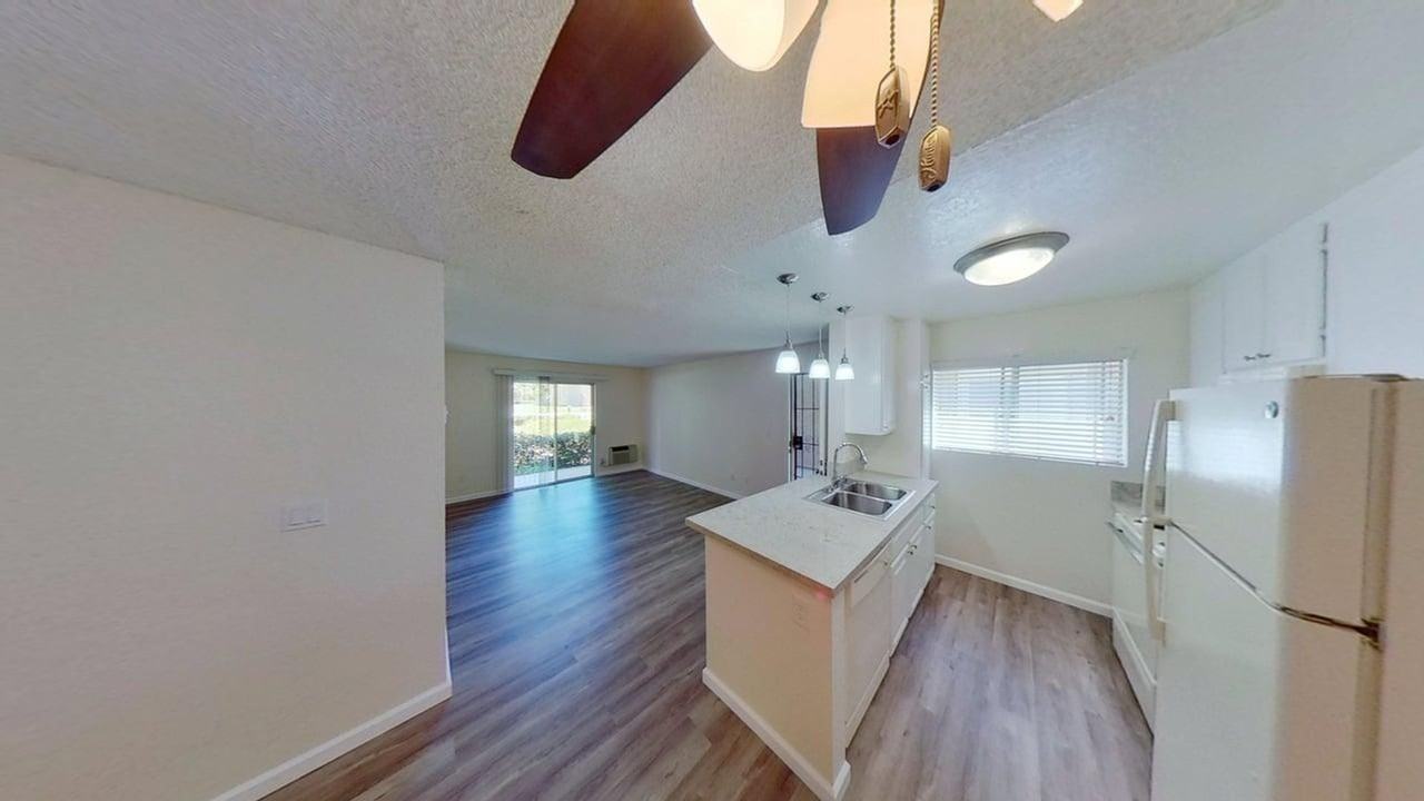 Wexford Manor Apartments - Photo 5 of 50