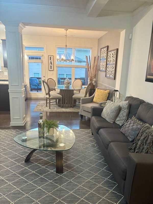 2705 Kemp Ct #1 - Photo 3 of 15