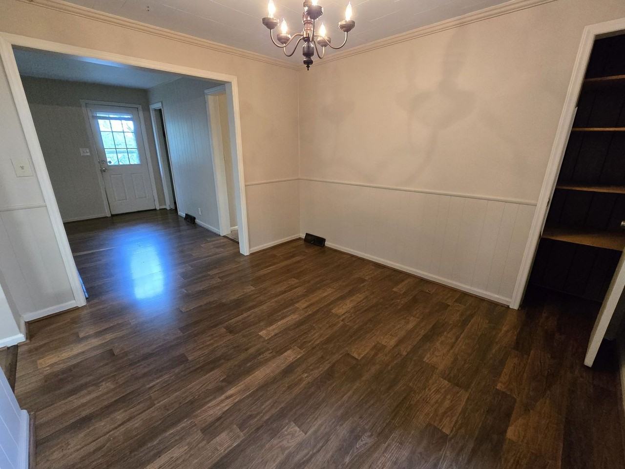 109 Gragg St - Photo 7 of 12