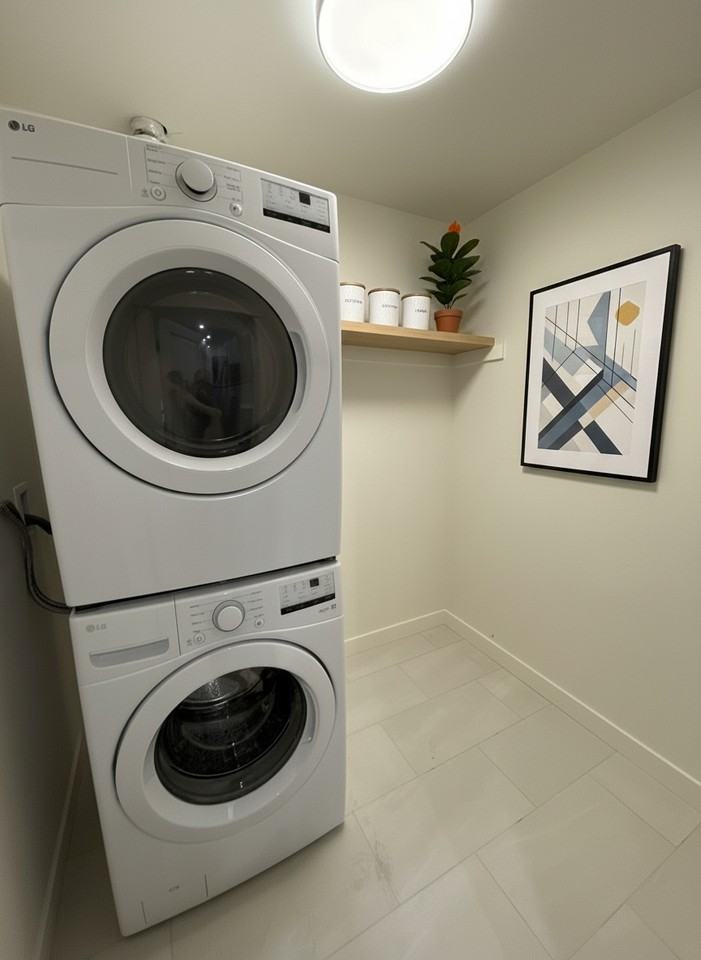 5382 421 - 5382 200 street #421 - Photo 5 of 8