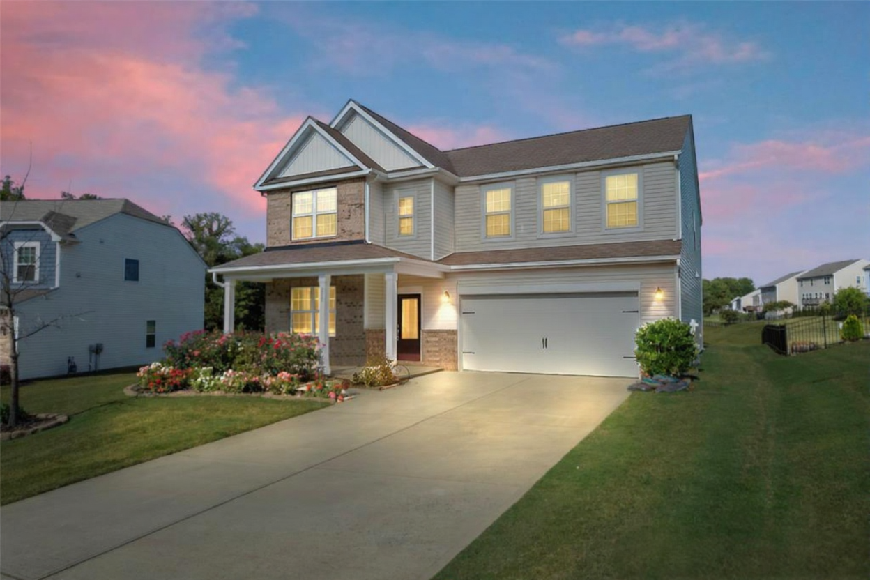 202 Wrangell Dr #1 - Photo 2 of 32