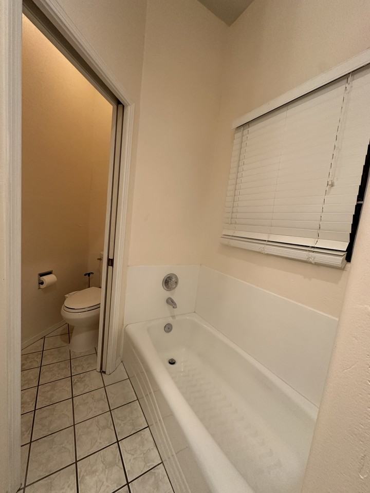 7819 Storrie Pl Ne #1 - Photo 5 of 24