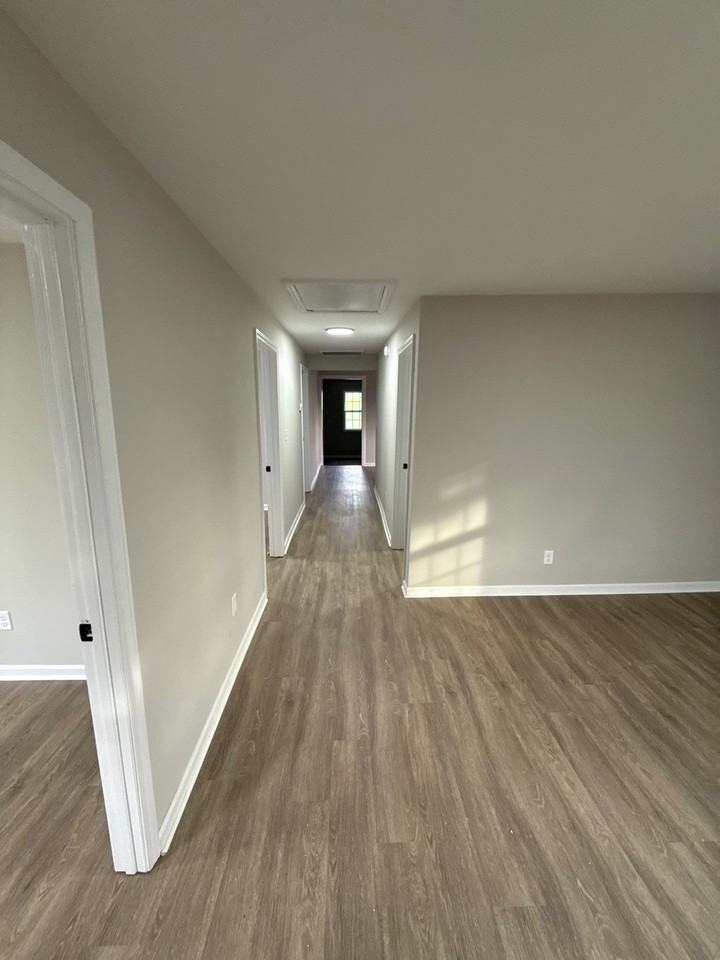 612 Windrow Rd #1 - Photo 6 of 10