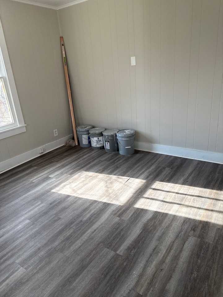 144 Midland St #1 - Photo 2 of 9