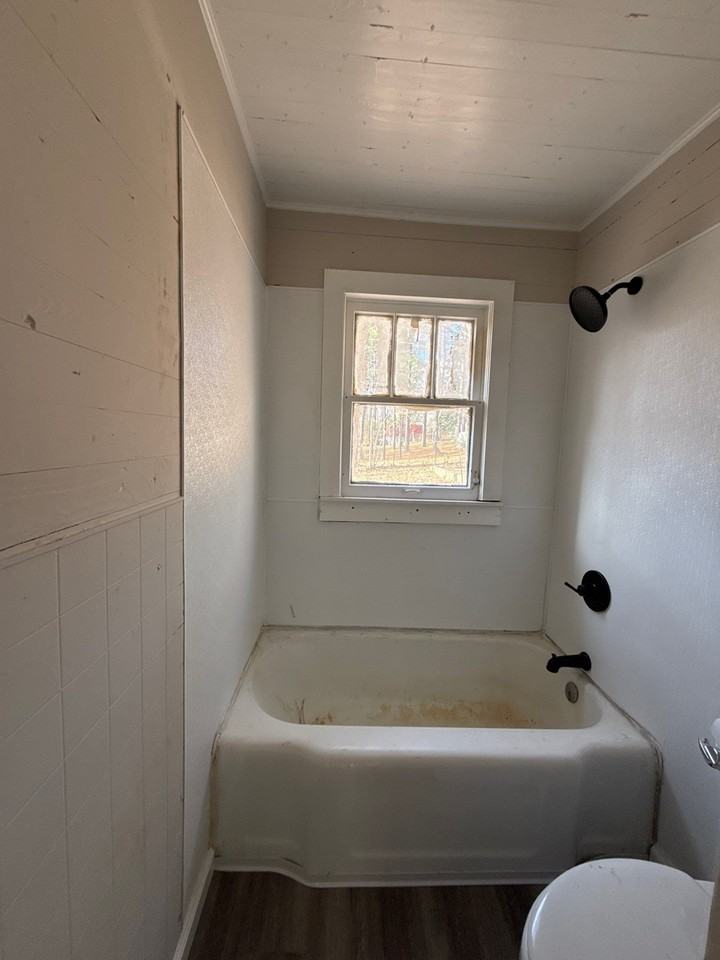 144 Midland St #1 - Photo 7 of 9