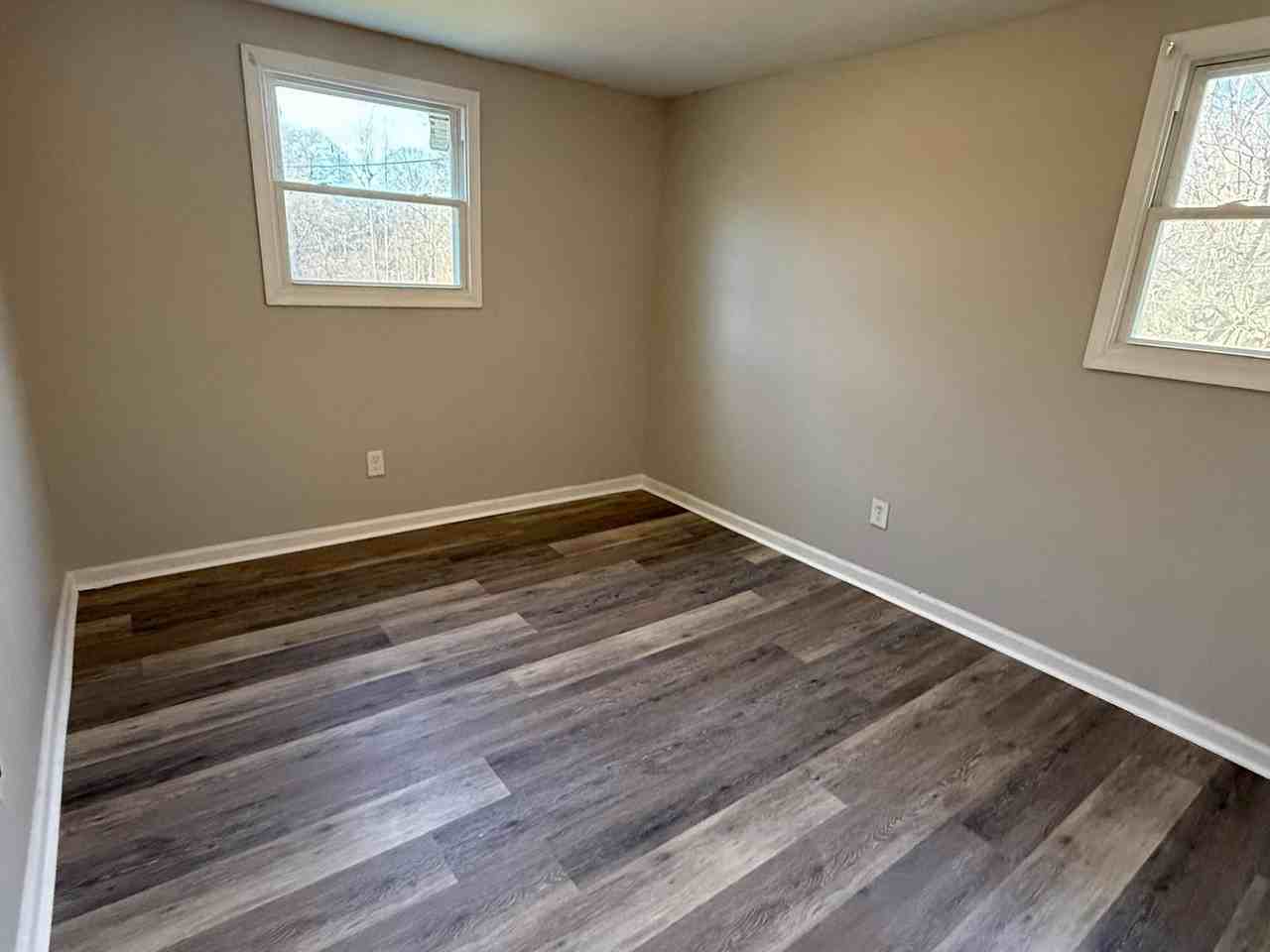 1343 Cox Ave #1 - Photo 5 of 7