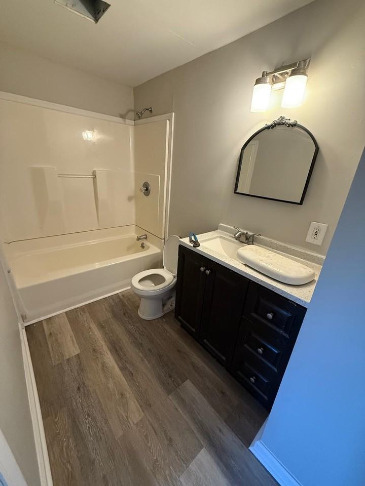 1343 Cox Ave #1 - Photo 7 of 7