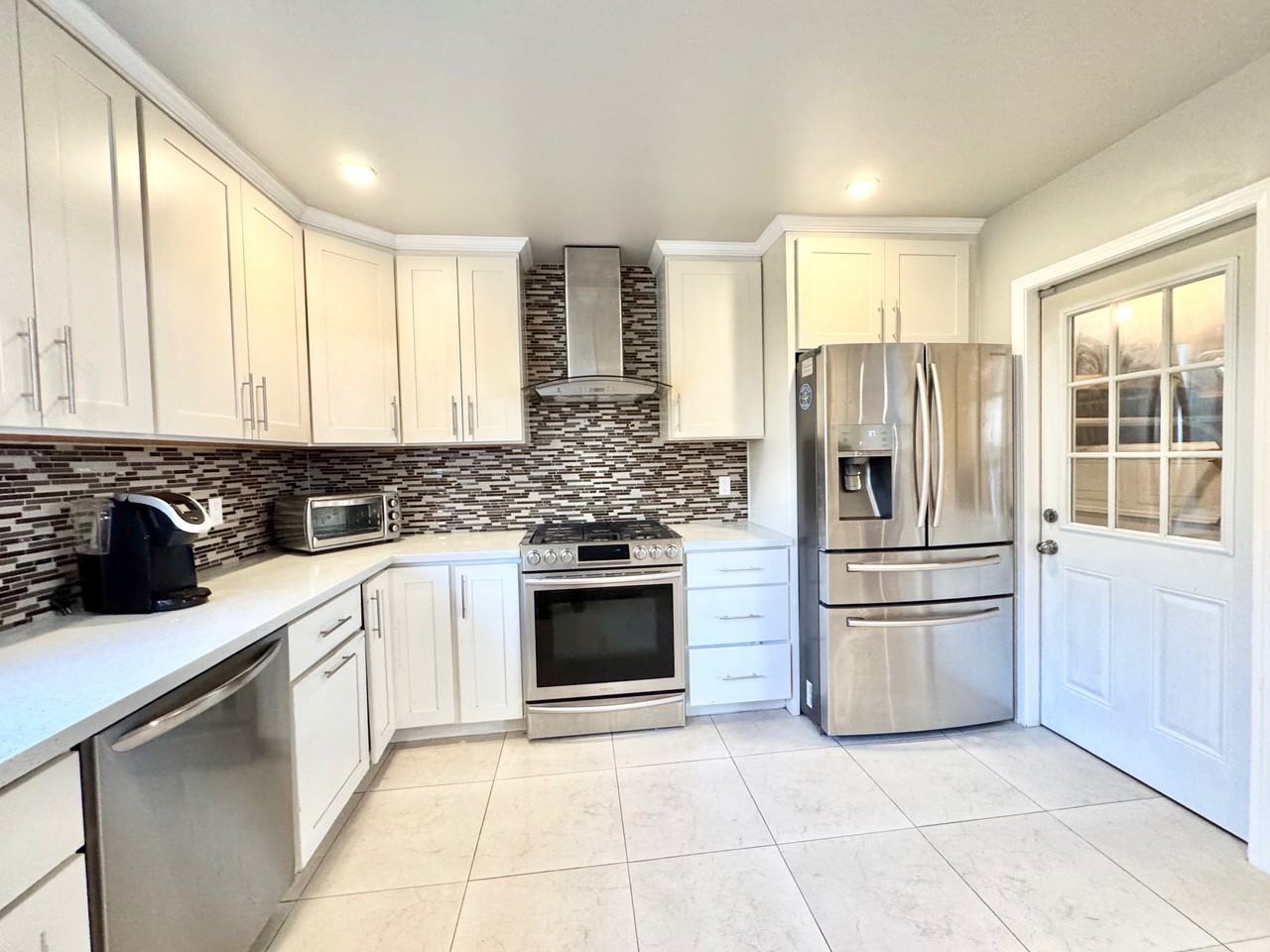 2536 W Avenue 130th #SFH - Photo 6 of 20