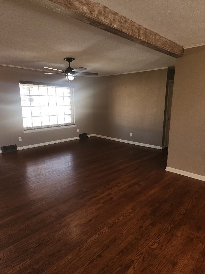 1352 Chickasaw Dr #1 - Photo 4 of 16