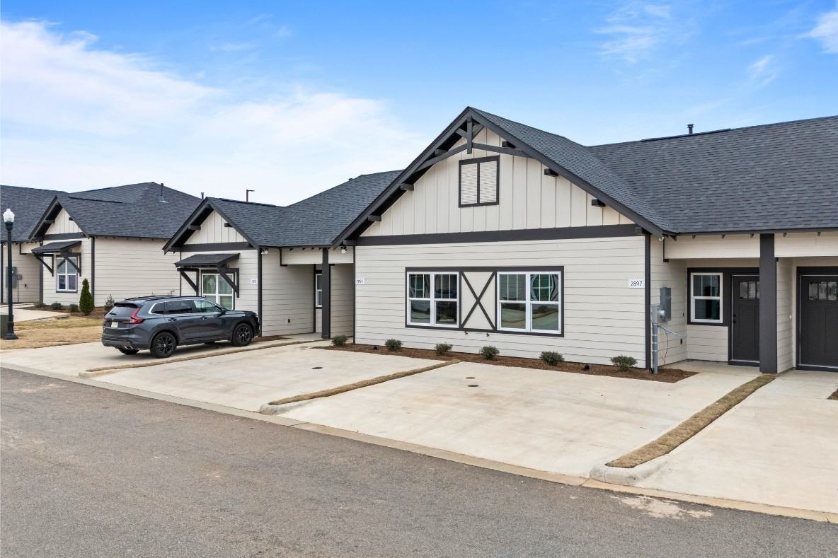 2895 Ridge Crest Ct #NA - Photo 2 of 17