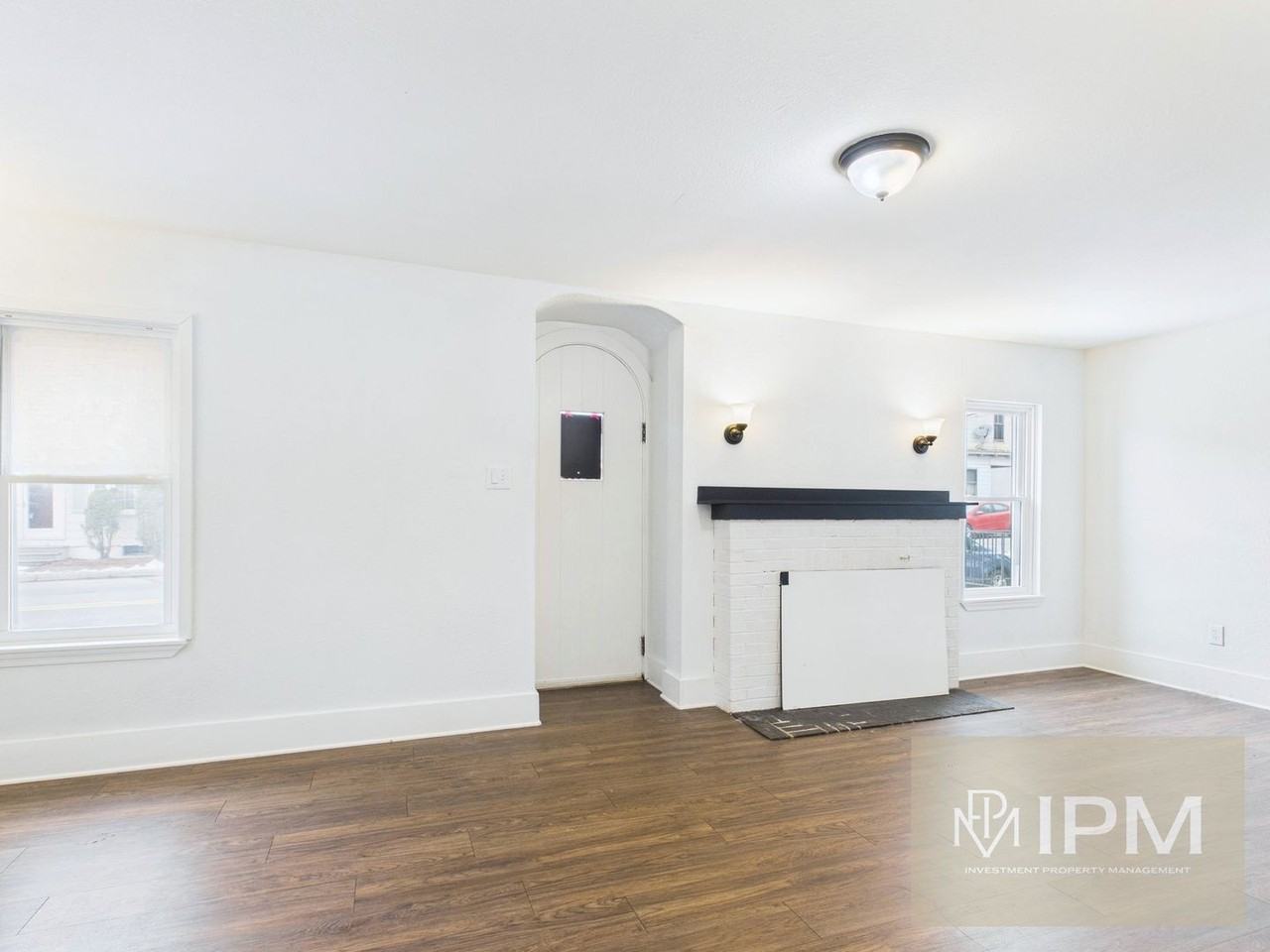 130 W Main St - Photo 3 of 23