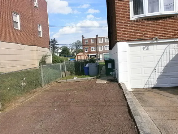 118 N 9th St #1 - Photo 5 of 5