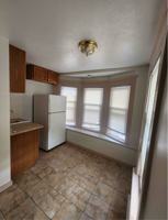 featured image of 1121 W 8th St