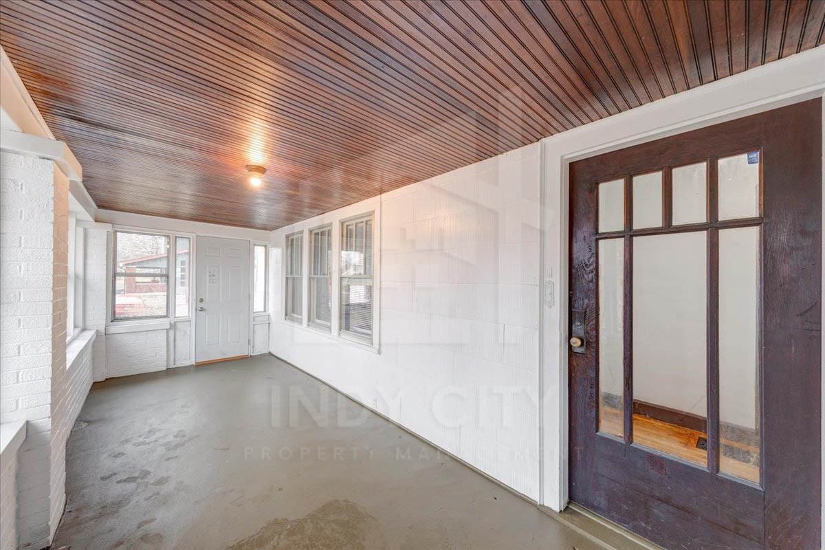 5617 E 21st St #1 - Photo 6 of 34