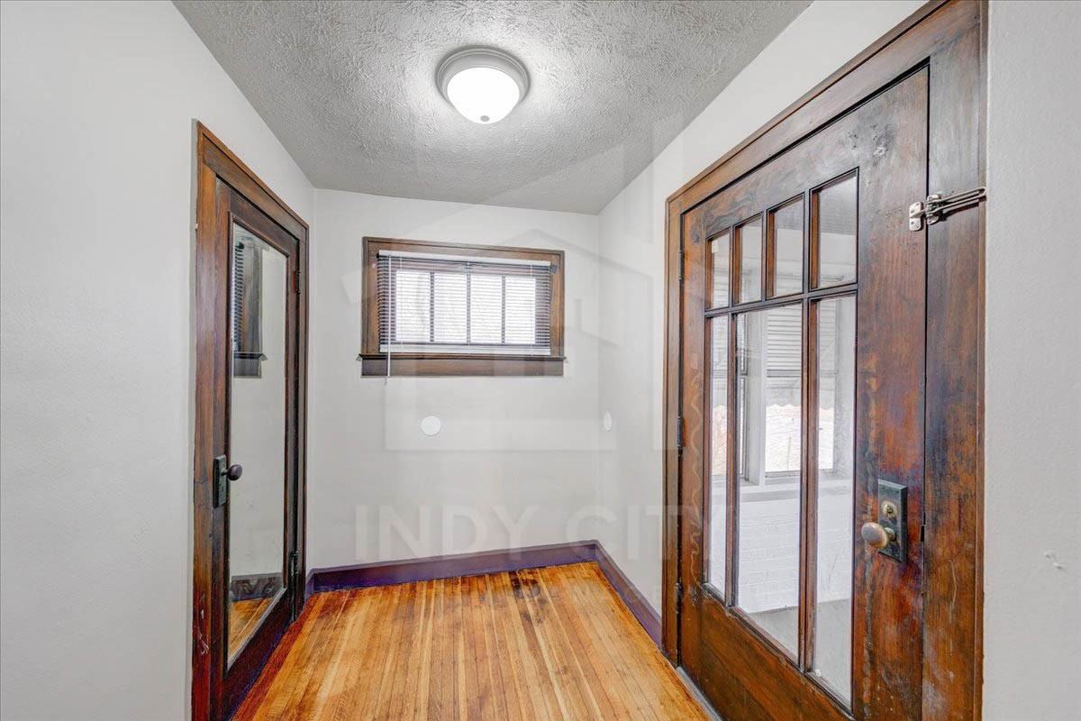 5617 E 21st St #1 - Photo 7 of 34