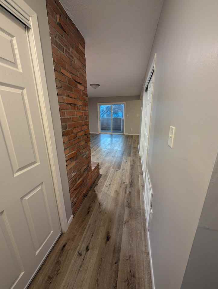 3400 Sw Burnett Rd #D - Photo 7 of 18