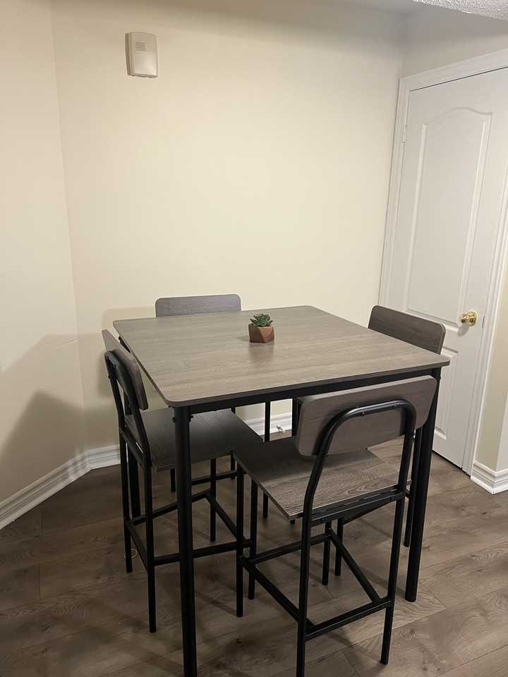 5484 Freshwater Drive - Photo 4 of 20