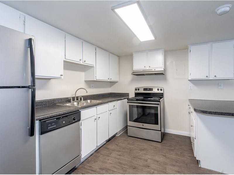 5055 Jeffreys St - Photo 2 of 15