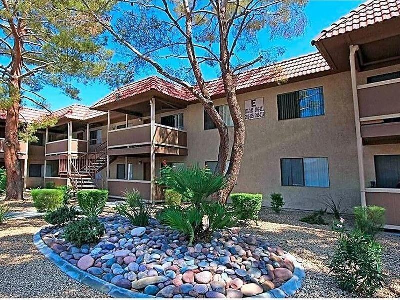 5055 Jeffreys St - Photo 6 of 15