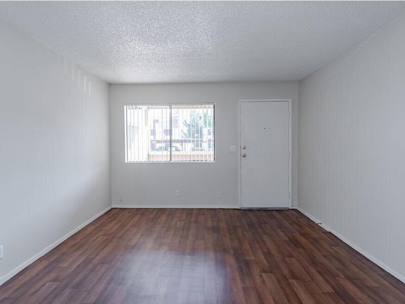 5055 Jeffreys St - Photo 7 of 15