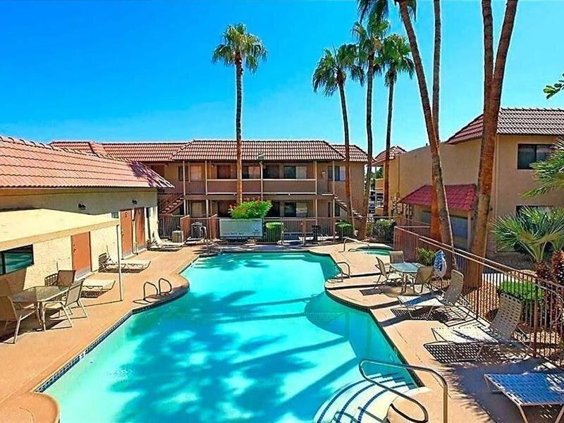 5055 Jeffreys St - Photo 5 of 15