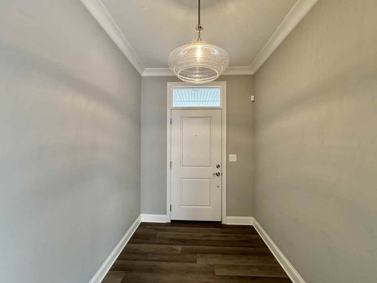 512 Chestnut Pl #1 - Photo 3 of 33